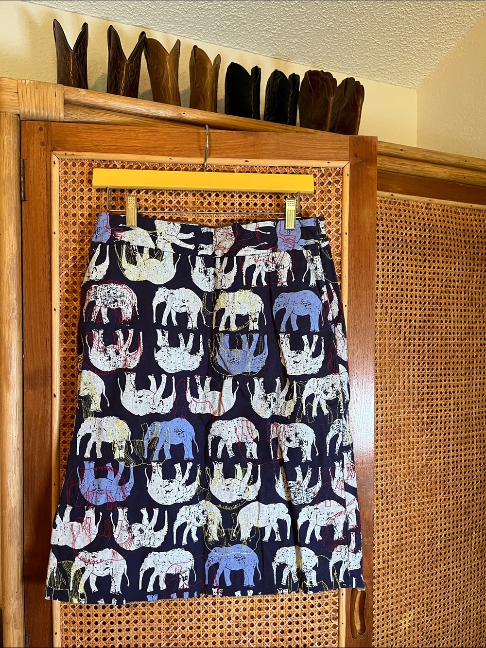 Women’s Elephant Print Navy Skirt with Lining and Pockets Size 8
